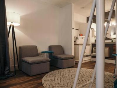 Loge - 35
