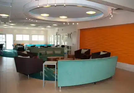 SpringHill Suites by Marriott - 9