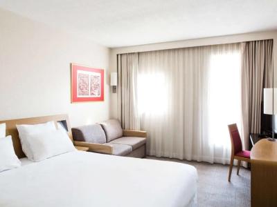 Novotel Chennai Chamiers Road - 38