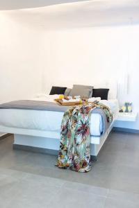 Dreaming View Suites - 102