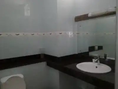 Divers Lodge Guest House - 8