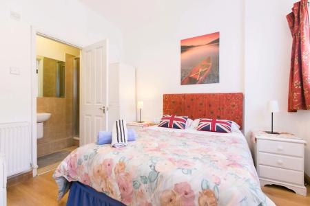 Camden Bnb - 1