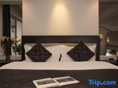 Pure Comfort Inn - 65