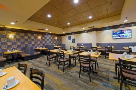 Best Western Plus Toronto Airport - 26