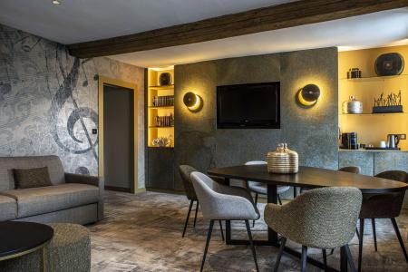 Best Western Le Cheval Blanc -Centre- Vieux Port - 172