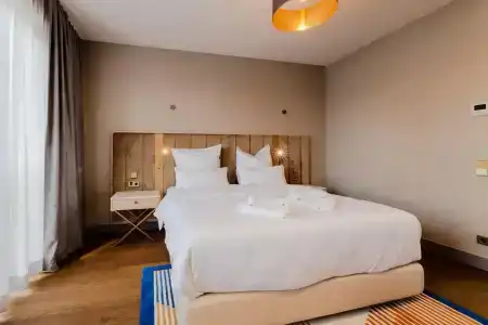 Fourty Three Luxury Serviced - 2