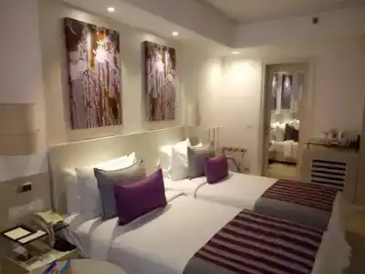 The Ashtan Sarovar Portico - 32