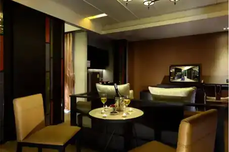 De Chai Oriental Nimman - Sha Plus - 30