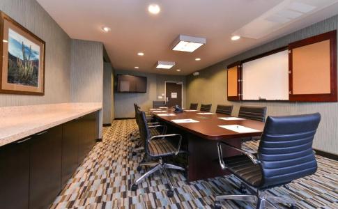 Holiday Inn Express, An Ihg - 15