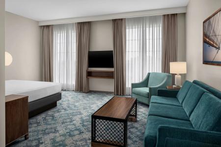 Embassy Suites by Hilton Charleston Harbor Mt. Pleasant - 2