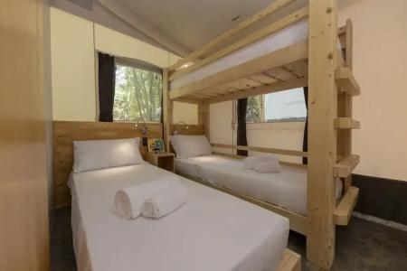 hu Village - 170