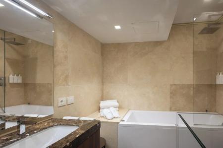 Donati Luxury Tower Suites - 132