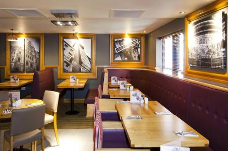 Premier Inn Leicester Square - 28