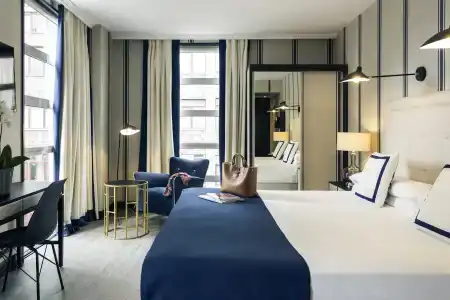 Mercure Jardines de Albia - 3