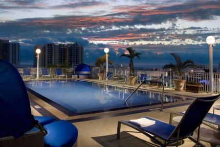 Courtyard Miami Beach South Beach - 13