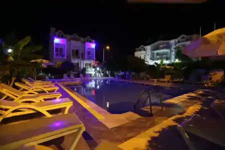 Paradise - 9