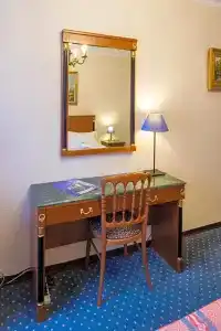 Diplomate - 28