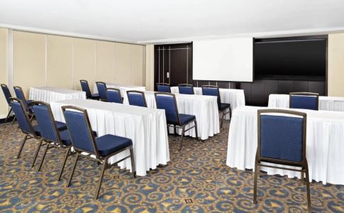 Sheraton Montreal Airport - 7