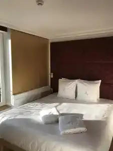 Hôtel Merveilleux Côté Mer - 34