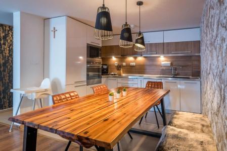 Residence & Club - 19