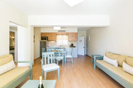 Trefon  and Family Suites - 61