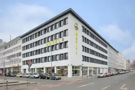 b&b nüRnberg-Hbf - 11