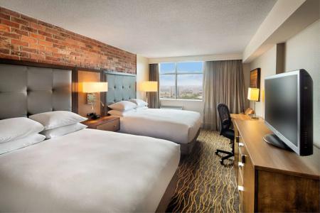 Doubletree by Hilton Airport, ON - 5