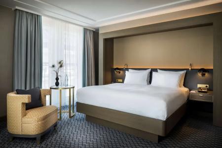 Hilton Vienna Plaza - 39