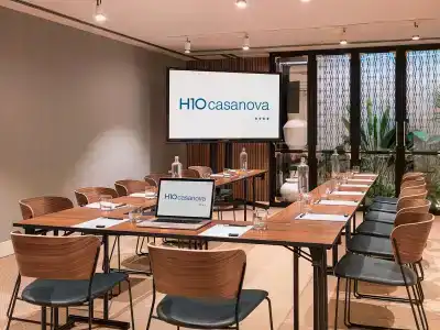 H10 Casanova - 23