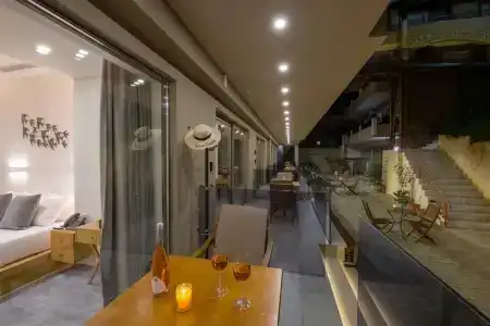 Lilium Luxury Suites - 16