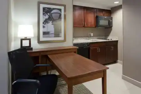 Homewood Suites by Hilton Mayo Clinic-St. Marys Campus - 20