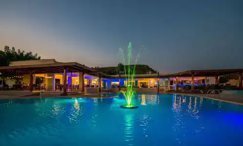 Zoes & Suites - 19