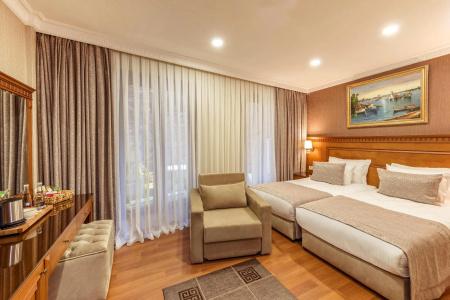 Royan Suites - 26