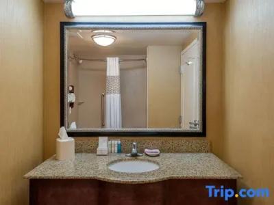 Hampton Inn - Suites-North-I-95 - 67