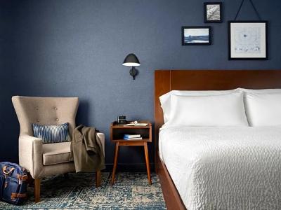 Four Points by Sheraton Downtown - 19
