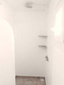 Eleanna's - 8