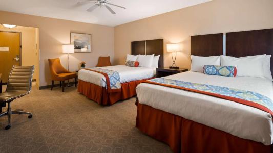 Best Western Plus Inn - 53
