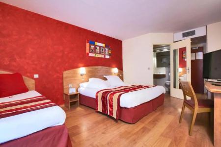 Kyriad Nîmes Ouest A9 - 59