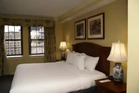 Columbia Club - 19