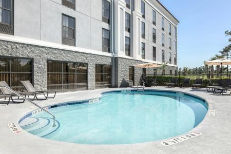 Hampton Inn West - 19