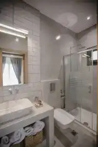Oikia guesthouse - 43