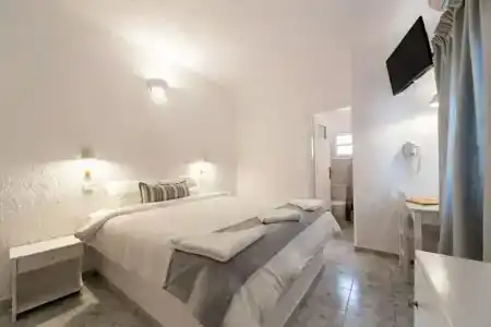 Artemis Suites - 13