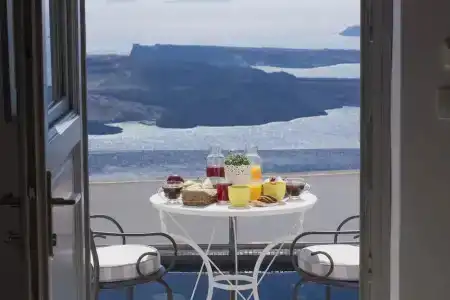 Senses Suites - 221