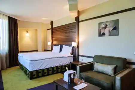 Hot Springs Medical And Spa - 2