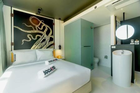 SocialTel Samui - Adults - 12