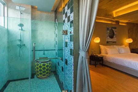 Kroque Boutique & Bistro - 39