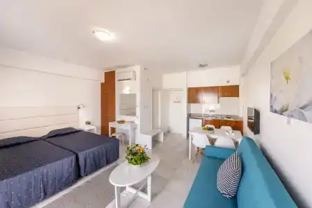 Papantonia Apts - 54