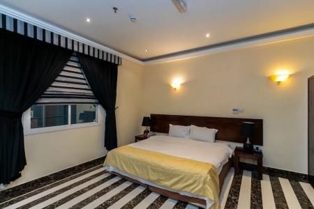 Royal Mirage - 16