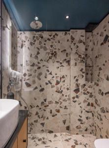3 Pines Design Living - 92