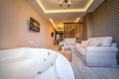 Elegance Luxury Executive Suites - Adults Only - 41